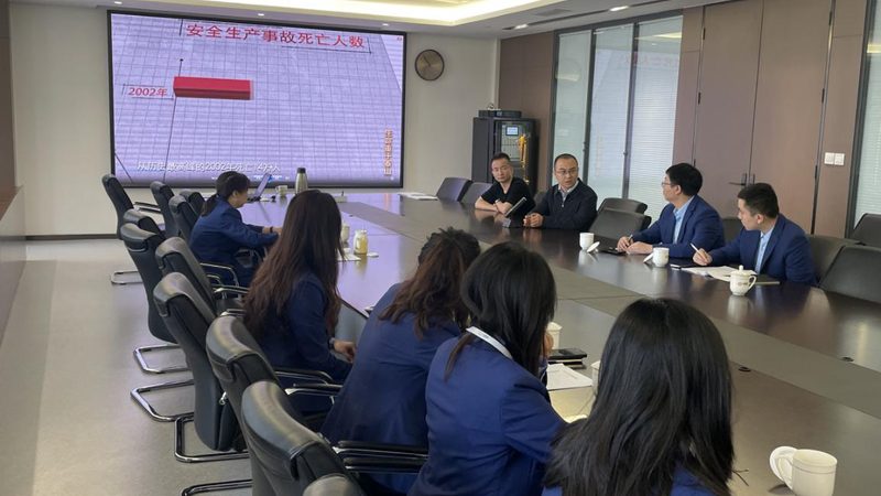 那么，如何从众多免费网课平台中甄别出优质的资源呢？以下是一些关键点：