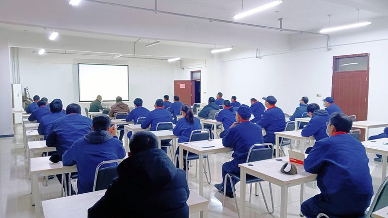 小标题：性价比考量因素一：师资力量